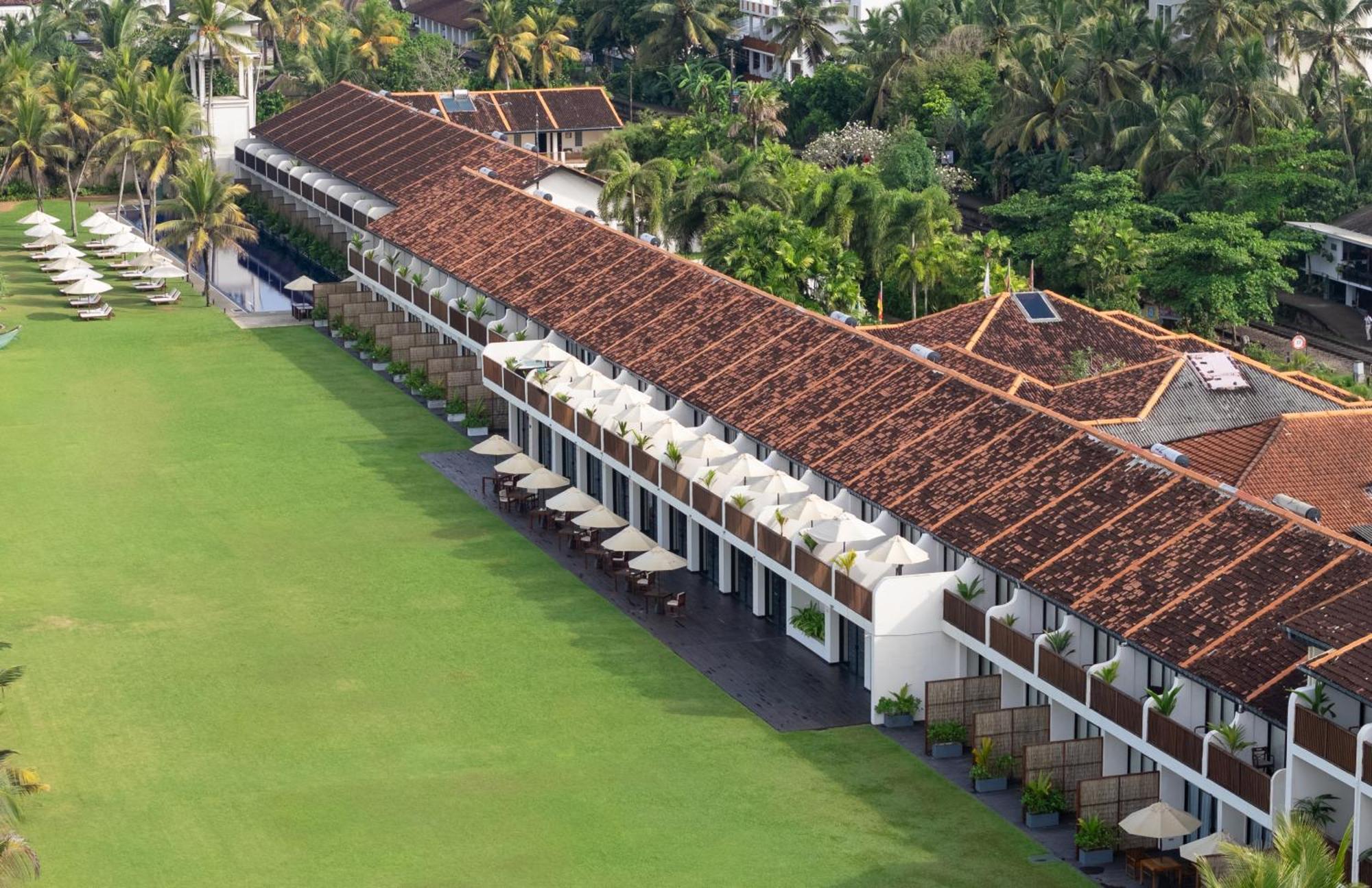 Ekho Surf Hotel Bentota Kültér fotó