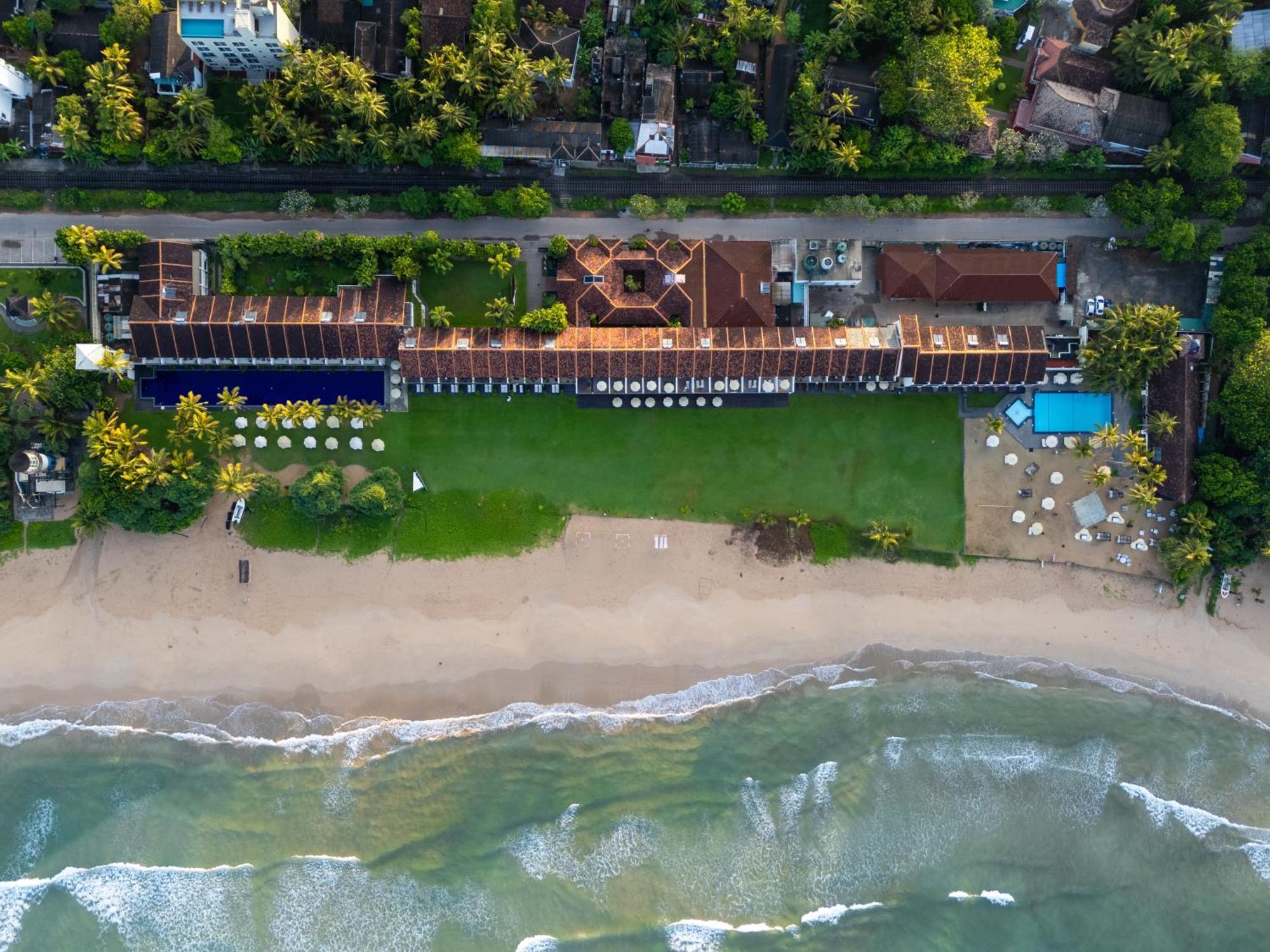 Ekho Surf Hotel Bentota Kültér fotó