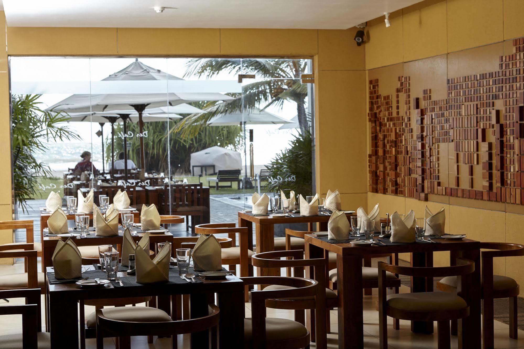 Ekho Surf Hotel Bentota Kültér fotó