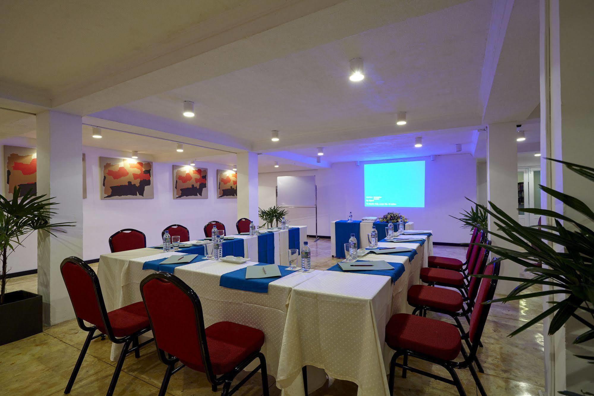 Ekho Surf Hotel Bentota Kültér fotó